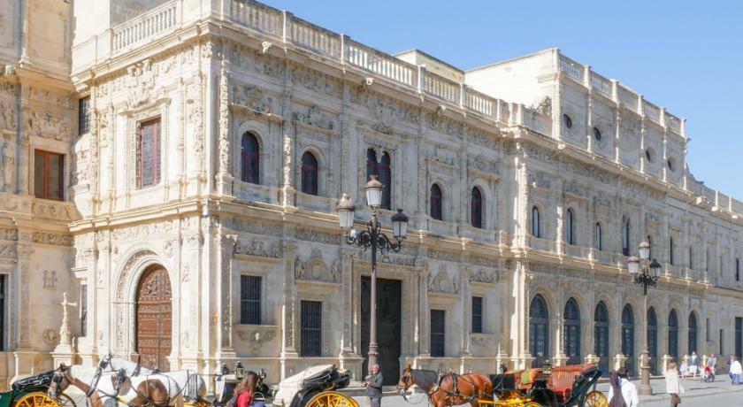 Sevilla Butterfly Suites Kültér fotó
